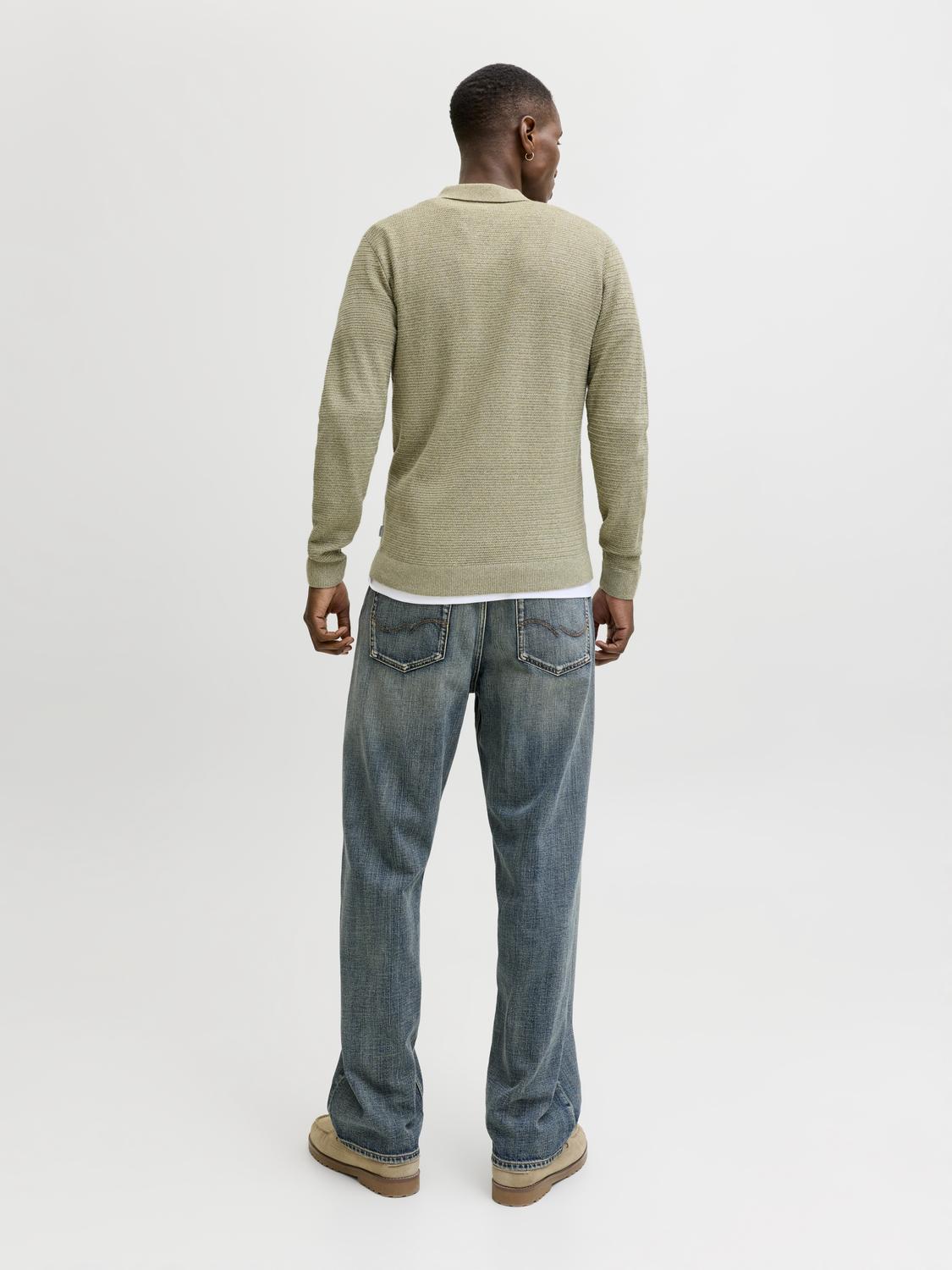 model_shot-back